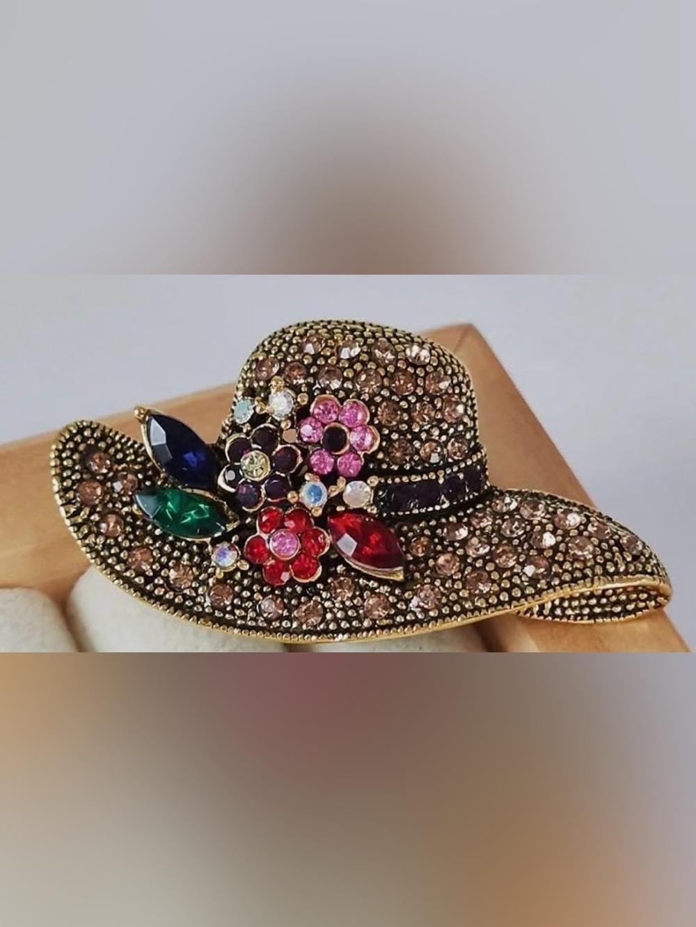 Sparkling Floral Crystal Hat Brooch - Multicolor